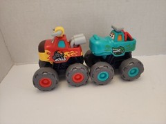 MoonToy Cartoon Animal Monster Mouth Moving Trucks Bull & Crocodile Toys