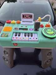 Fisher-Price Laugh & Learn Mix & Learn DJ Table, Musical Learning Toy for Baby