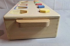 KiwiCo Pop-Up Shape Sorter Puzzle Wooden Blocks Match Colors Shapes Cute Faces