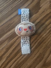 Infantino Baby Unisex Plush Sloth Adjustable Wrist Rattle Developmental Toy