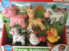 NEW NIB FARM ANIMALS MOVEABLE AND CLICKING SOUNDS