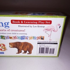 Animal Counting Book and Learning Play Set Wall Frieze 26 Piece Toys