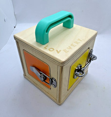 Lovevery The Lockbox Realist Play Kit Montessori Wooden Latch Toy 19-21 Months