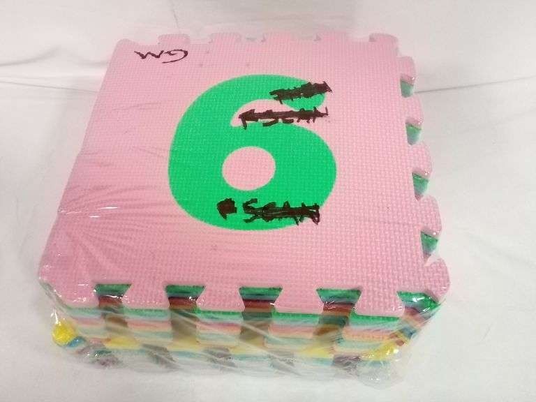 18 Piece Interlocking Number Foam Floor Tile Set, Brand New – see description