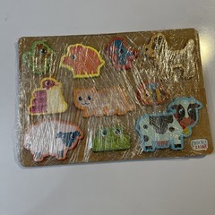 Chuckle & Roar Wooden Animal Puzzle wooden toddle puzzle gift great shape