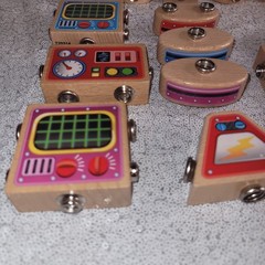 32 Pieces Lakeshore SNAP-BOTS PP838 Robot Builder Set STEM Learning Toy for Kids