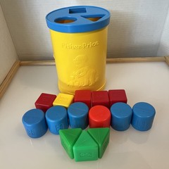 Vintage 1977 Fisher Price Baby’s First Shape Sorter Toy 14 Blocks