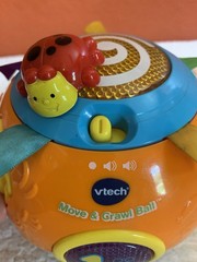Vtech Move and Crawl Ball ~ Edu Toy ~ Lights Up, Moves by Itself & Makes Noises