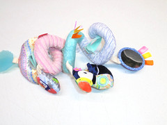 INFANTINO Spiral Toy Strap for Stroller Crib Jungle Birds Parrot