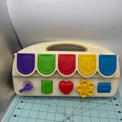 Vintage Mattel DISNEY Pop Up Pals Interactive Toddler Toy. Tested