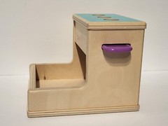 LOVEVERY Wooden Peg Drop Box – NO PEGS – The Thinker Play Kit – 11 – 12 Months