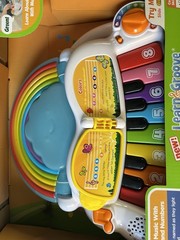 Leep Frog Learn Groove Rainbow Lights Piano 6 month plus Colors Numbers New