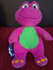 Fisher-Price Barney’s World Sensory Barney Plush Toy with Fidget Activity for…