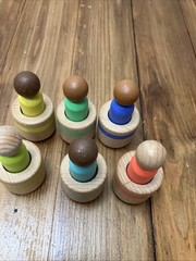 Lovevery Post And Play Peg People Montessori Wooden Baby Toddler Toy Set Colors