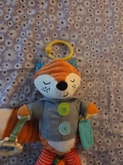 Infantino Playtime 10″ Plush Fox Sensory Activity Toy Rattle Crinkle Teether