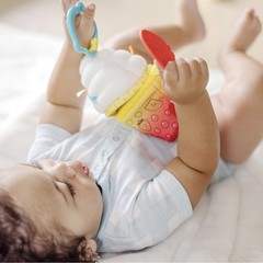 Melissa & Doug Multi-Sensory Bubble Tea Take-Along Clip-On Infant Toy