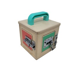 Lovevery Lock Box Toy The Realist Play Kit Montessori Learning 19-21 Months