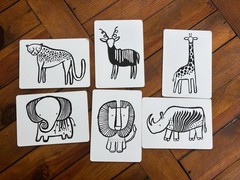 Wee Gallery Art Cards for Baby 2 Sets Original and Safari Animals Black & White