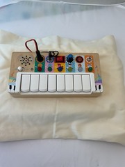 Wooden Musical Toy With Lights Usu Board With 6 LED Lights A286