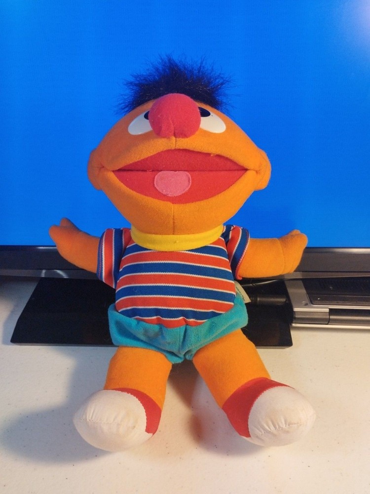 Tyco Sesame Street Tickle Me Ernie Plush Vintage 1996 WORKS
