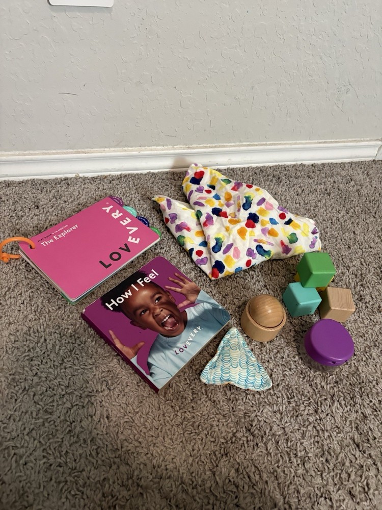Lovevery the Explorer Play Kit Montessori – Pls Read Description