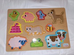 Chuckle & Roar Wooden Animal Puzzle