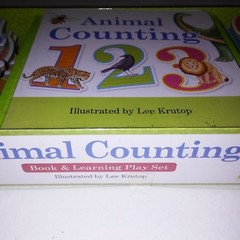 Animal Counting Book and Learning Play Set Wall Frieze 26 Piece Toys