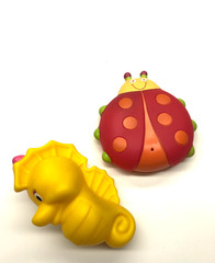 Lot Of 2 Bath Toys Seahorse Lady Bug Multicolor Unisex Babies Kids Mattel