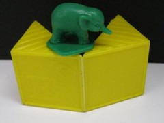 CLEAN Tupperware TUPPERTOYS ABC ALPHABET~BUSY BLOCK & Green TOY E is 4 ELEPHANT