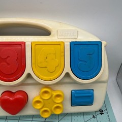 Vintage Mattel DISNEY Pop Up Pals Interactive Toddler Toy. Tested