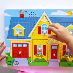 Multicolor Wooden Sound Peg Puzzle 8 Pieces Interactive Learning Toy