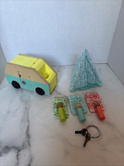 Lovevery Montessori Wooden Camper Van “Free Spirit” & Tent W/ Keys & 3 People