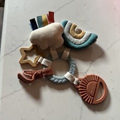 Itzy Ritzy Bitzy Bespoke Jingle Baby Travel Toy Rattle Cloud 0 months+