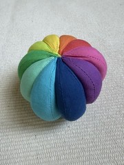 Lovevery Organic Cotton Rainbow Ball Senser Play Kit – Pre-owned