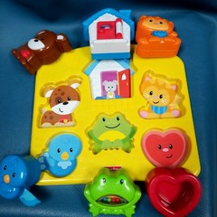 2012 Fisher-Price Brilliant Basics W9839 Activity Tray Puzzle Toy