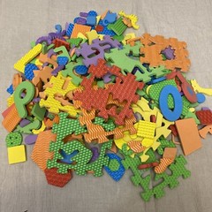 Huge Foam Alphabet And Interlocking Pieces Lot Children’s Toddlers Learning