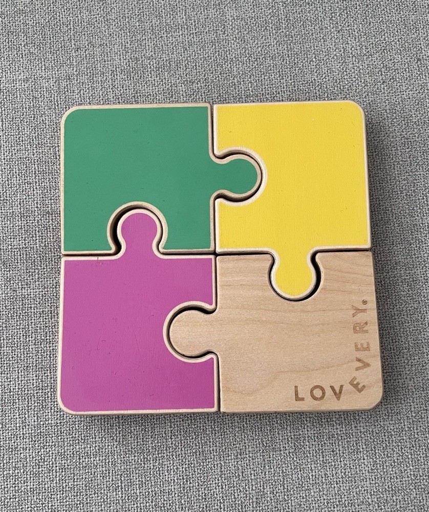 Lovevery Chunky Wooden Jigsaw Puzzle- “The Companion” Kit. 22-24 months
