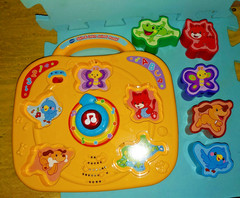 Vtech Baby First, Spin & Learn Animal Puzzle Toy lights and sounds