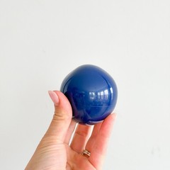 Lovevery The Thinker Play Kit Opposite Balls 11-12 Months Blue