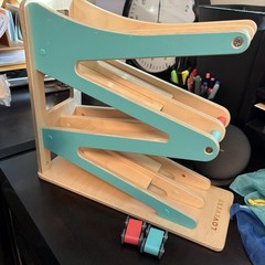 Lovevery Race & Chase Ramp + 2 Original Cars CLEAN & COMPLETE Live Every Wood