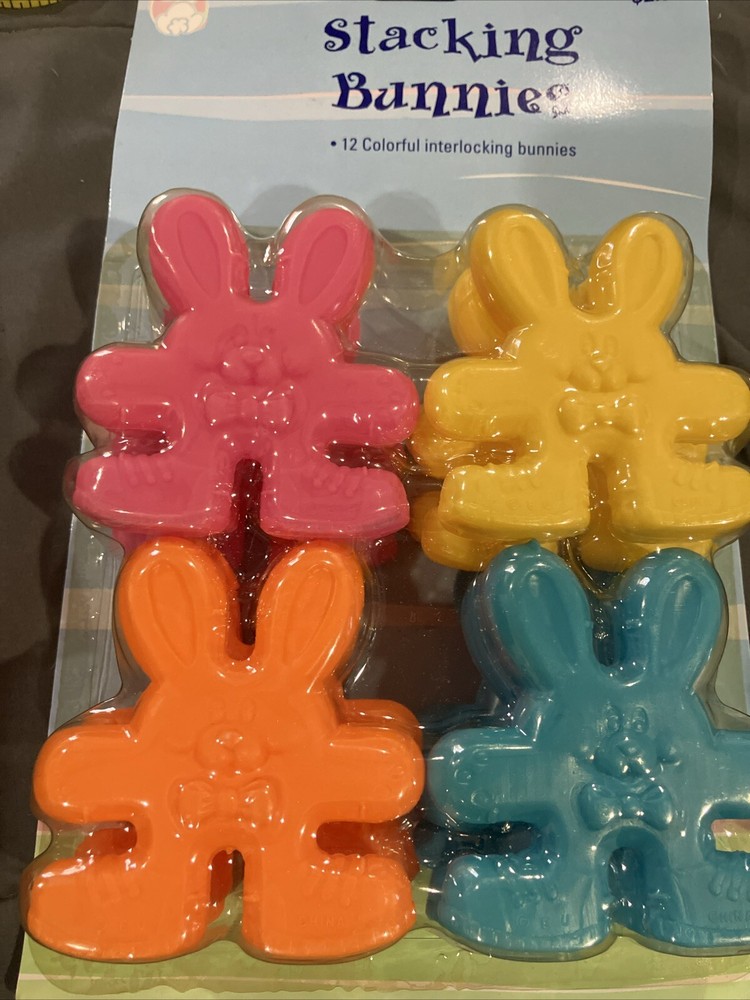 Stacking BUNNY Plastic STACKABLES 12 Interlocking Pieces Sealed New Easter Toy