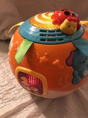 VTech Move And Crawl Ball ~ Sounds ~ Lights ~ Music ~ Action – 6 to 36 months
