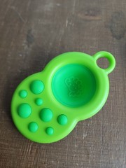 Lot of Fat Brain Toys 2 Spinners 3 Dimpls