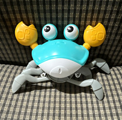 Crab Sea Life Baby Activity Toy, Blue Gray Yellow White – charger not included