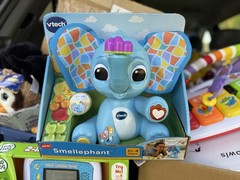 VTech Smellephant with Magical Trunk and Peek-a-Boo Ears For Age 1.5-4 Years