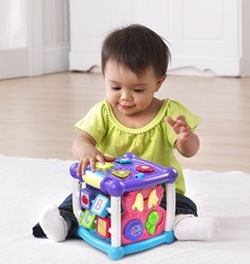 VTech Busy Learners Activity Cube, Purple Standard Packaging,