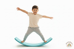 Kids Wobble Balance Board Montessori Waldorf Toy for Toddlers Ages 3-6 Blue 32in