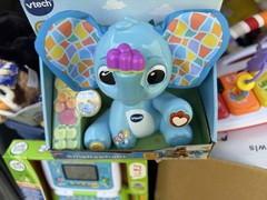 VTech Smellephant with Magical Trunk and Peek-a-Boo Ears For Age 1.5-4 Years