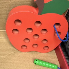 Kiumhouse Threading Big Apple Wooden Activity Toy Red Fruit for Ages 3+