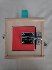 Lovevery Lock Box The Realist Wood Latch (19-21 Mo) Montessori Educational